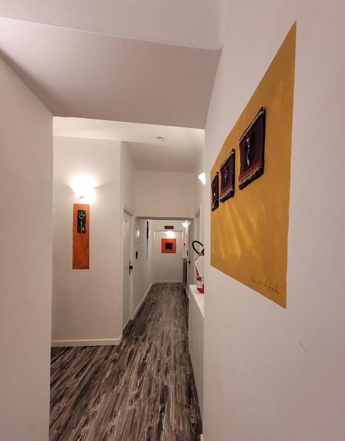 גוביו Hotel San Francesco E Il Lupo מראה חיצוני תמונה