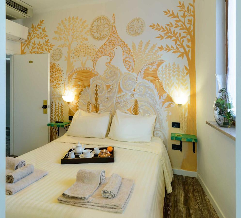 גוביו Hotel San Francesco E Il Lupo מראה חיצוני תמונה