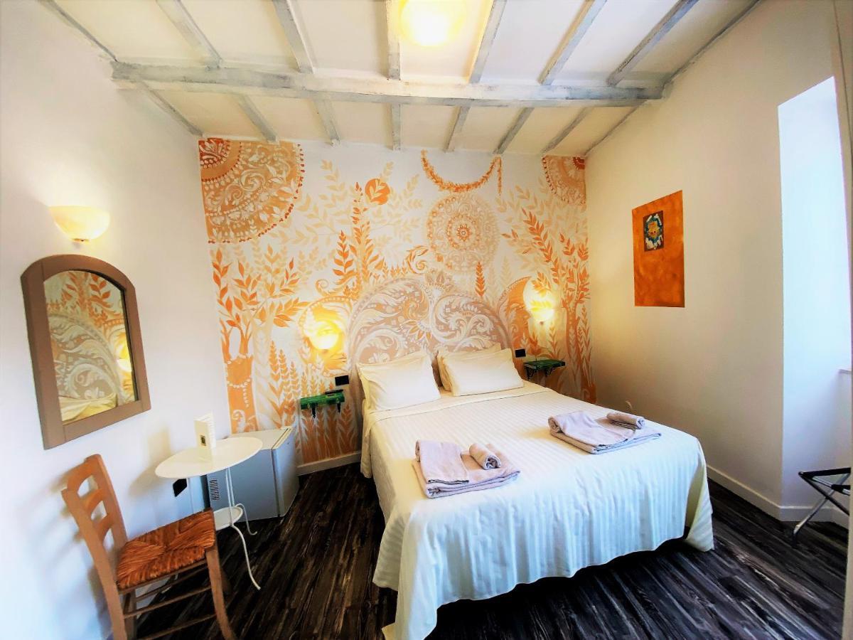 גוביו Hotel San Francesco E Il Lupo מראה חיצוני תמונה