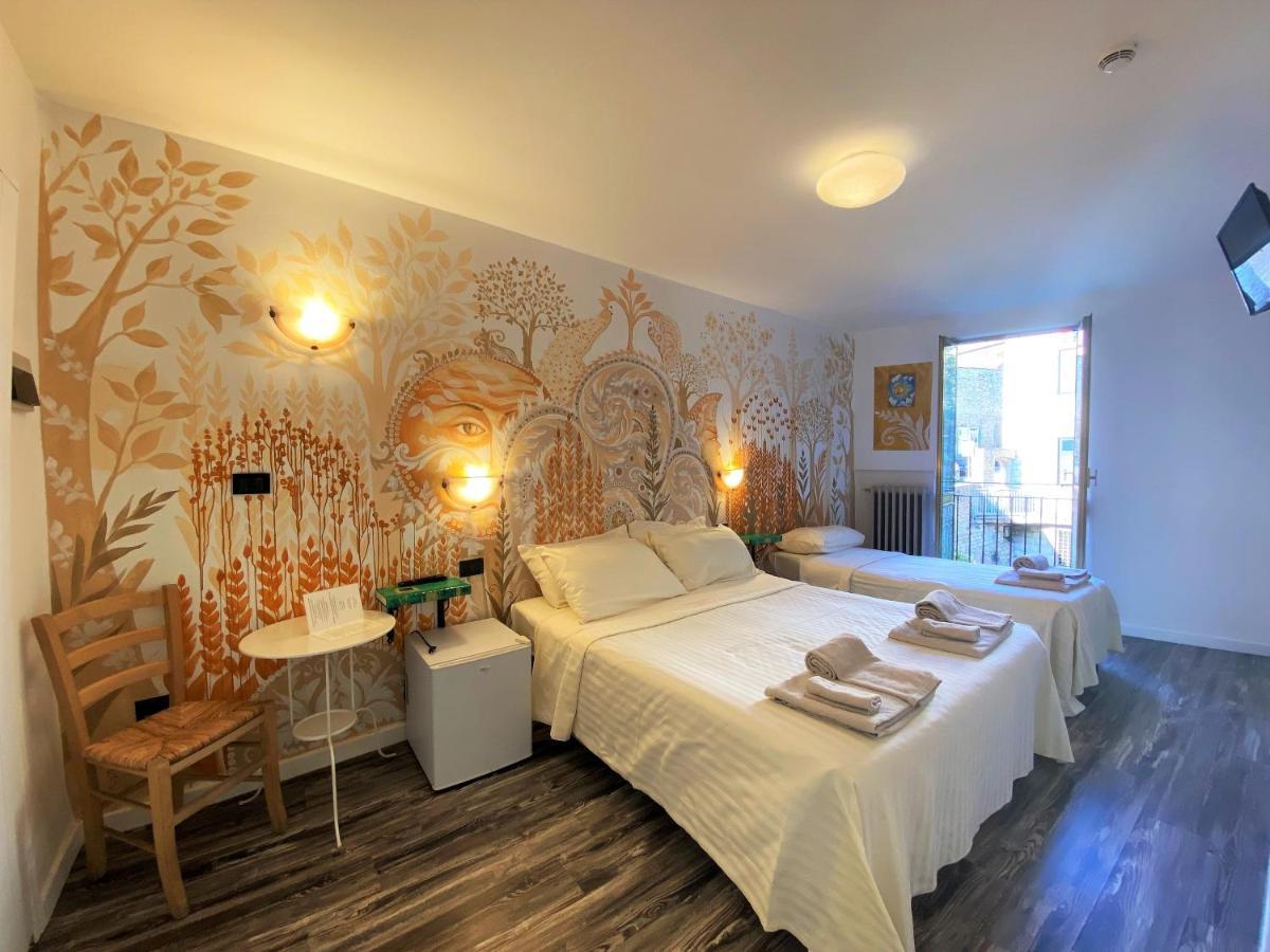גוביו Hotel San Francesco E Il Lupo מראה חיצוני תמונה