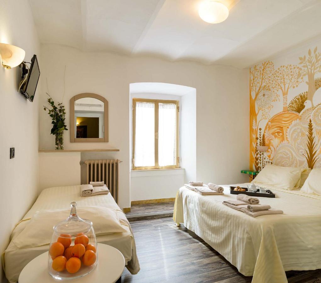 גוביו Hotel San Francesco E Il Lupo מראה חיצוני תמונה